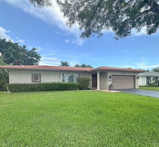 Building Photo - 1071 NW 83rd Dr