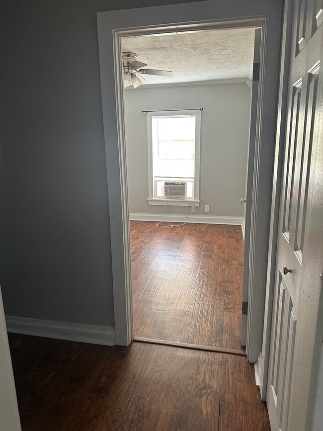 Building Photo - Move in Ready