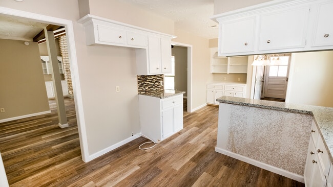 Building Photo - Amazing 4 bedroom house in Houston, TX