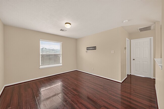 Building Photo - 3519 Lilac Ranch Dr
