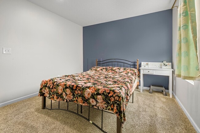 Building Photo - 6722 Rocky Ridge Dr