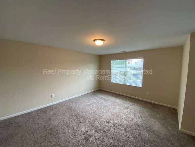 Building Photo - 3907 Copperfield Ct