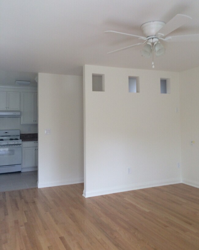 Living area - 4017 Higuera St