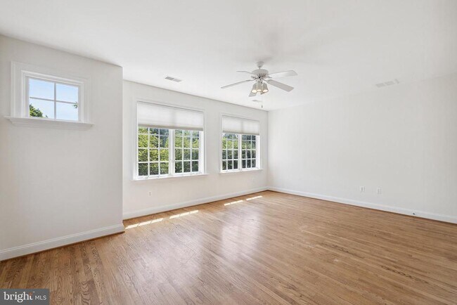 Building Photo - 2608 Geneva Hill Ct