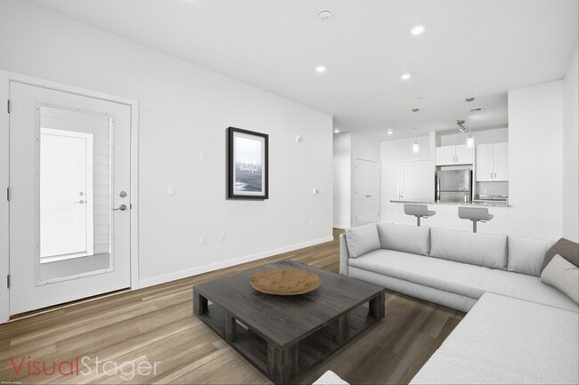 Building Photo - 71 Connecticut Ave