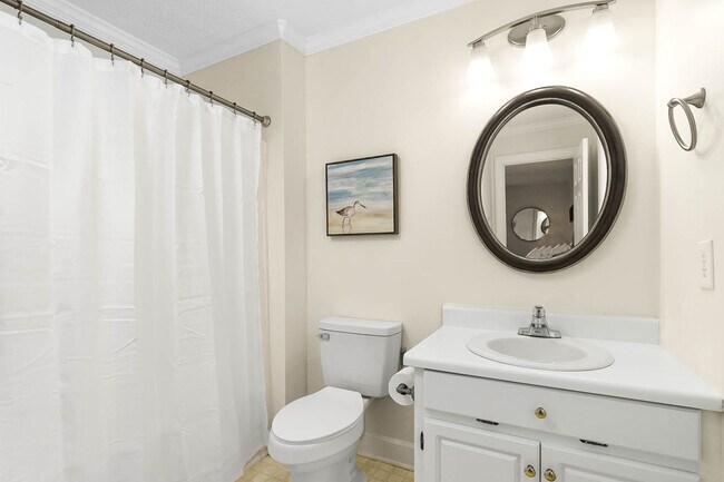 Building Photo - 909 Danley Ln