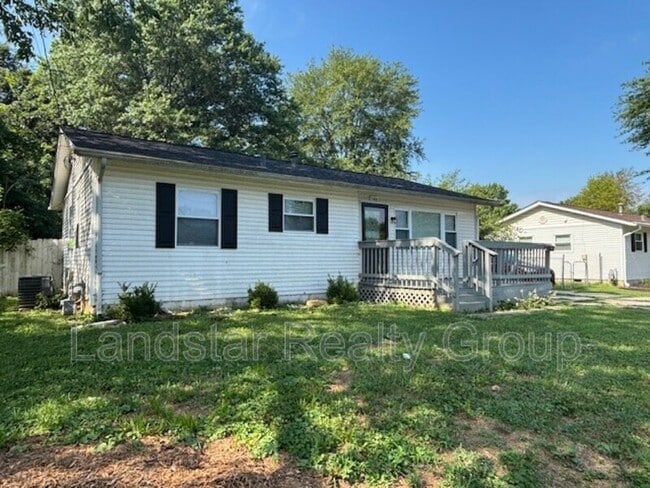 Building Photo - 5406 Catalina Ave