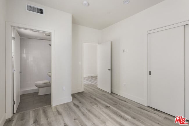 Building Photo - 3210 Verdugo Rd