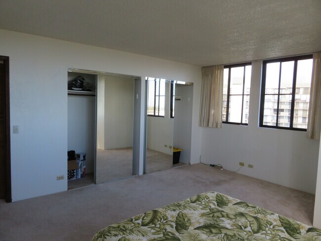 Bedroom - 98-487 Koauka Loop