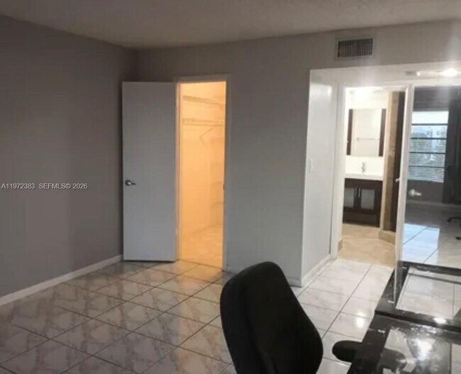 Building Photo - 1300 SW 122nd Ave