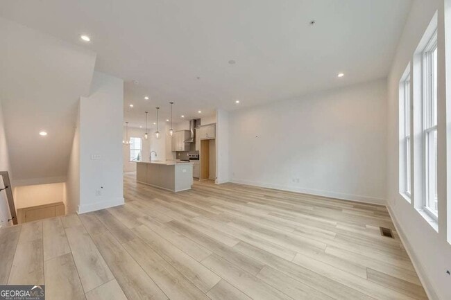 Building Photo - 517 Motivation Cir NW