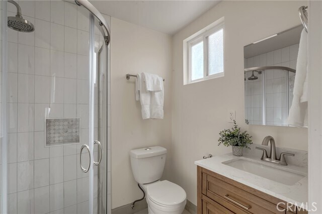 Building Photo - 5165 Pearblossom Dr