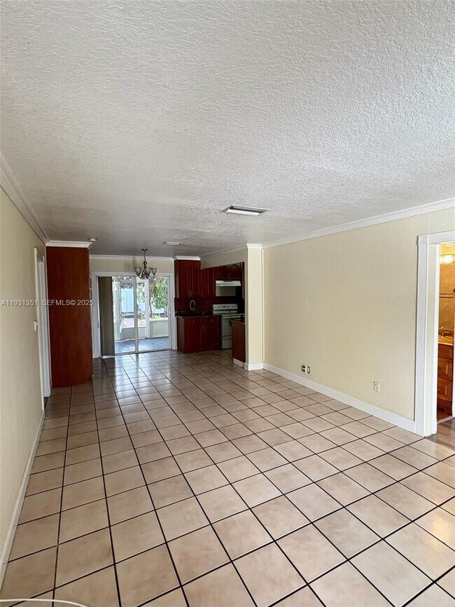 Building Photo - 333 SW 80th Terrace