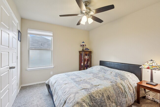 Building Photo - 513 Chelson Hunt