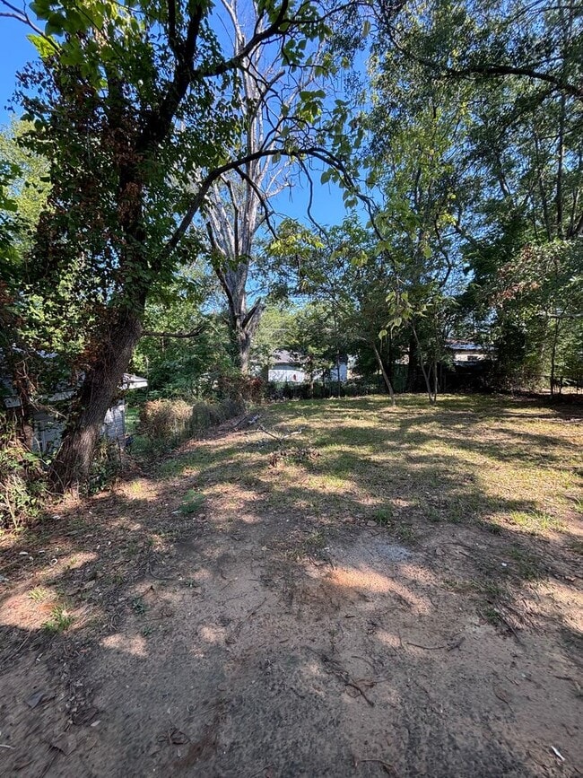 Building Photo - Cozy home in Shreveport
