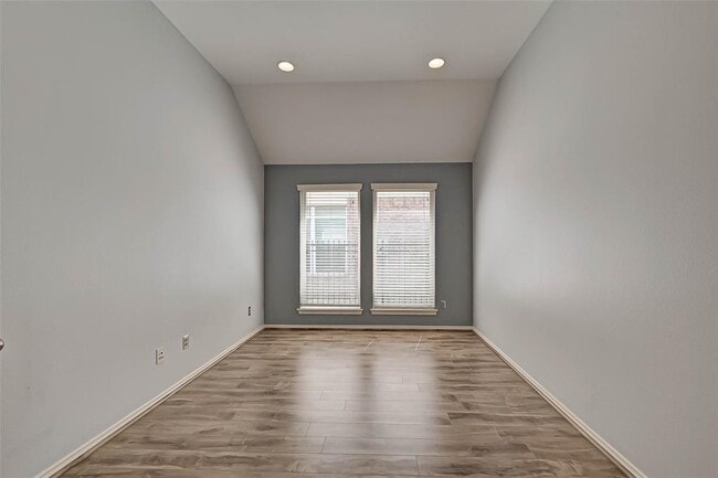 Building Photo - 26243 Crystal Cove Ln