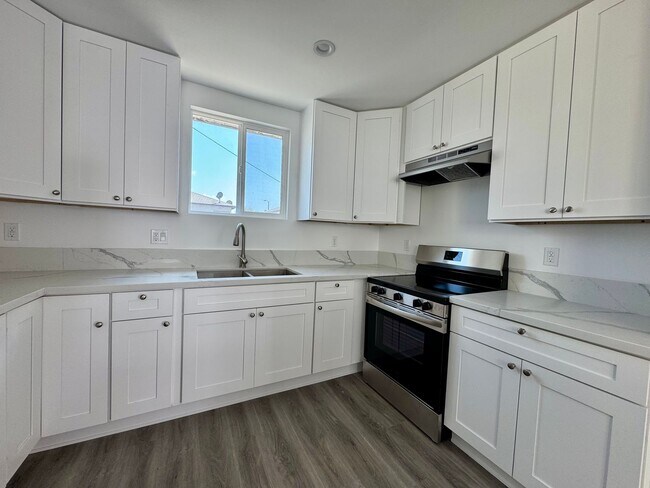 Building Photo - All New Large Home like ADU in the Leimert Park area