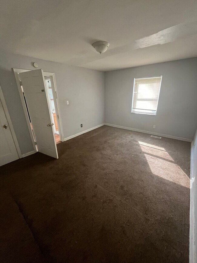 Building Photo - 3065 Bracken Woods Ln