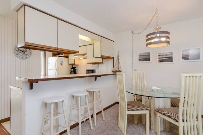 Building Photo - 1705 Sand Dollar Ct