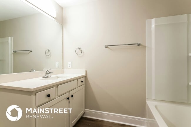 Building Photo - 158 Noble Pk Cir