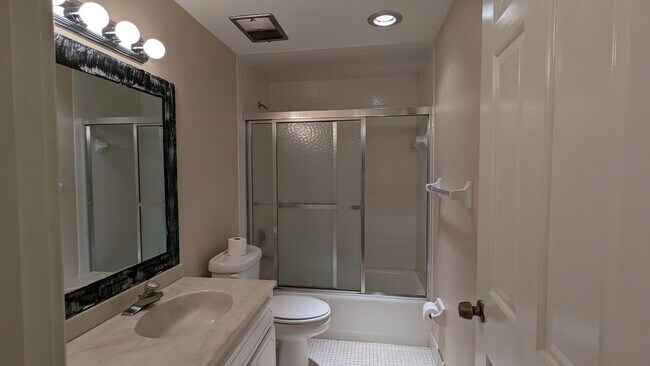 Building Photo - 5151 Florida A1A