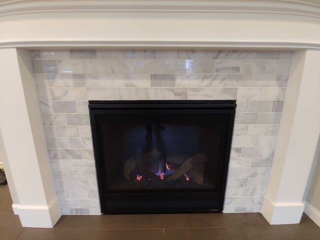 Building Photo - Gorgeous 4 Bed 3.5 Bath in Fantastic Location