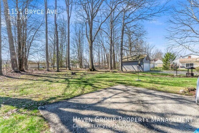 Building Photo - 1151 Bryce Ave