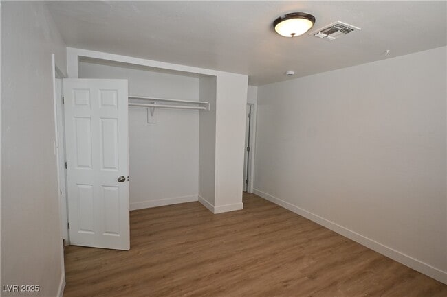 Building Photo - 1610 Marlin Ave
