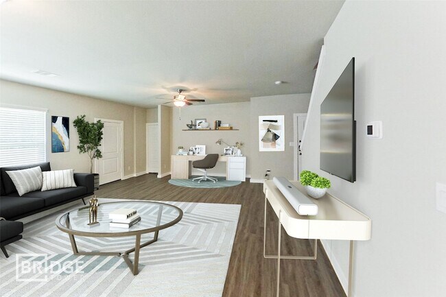 Building Photo - 319 Huisache St