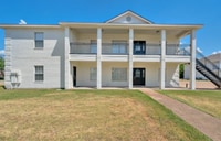 Building Photo - 4 bed 4 bath duplex - $500 per bed