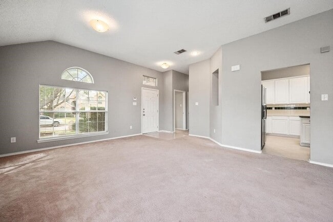 Building Photo - 7700 Glenoaks Dr