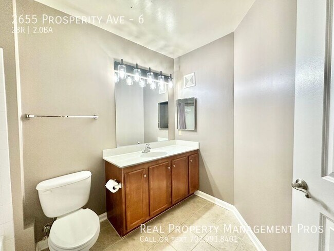 Building Photo - 2655 Prosperity Ave