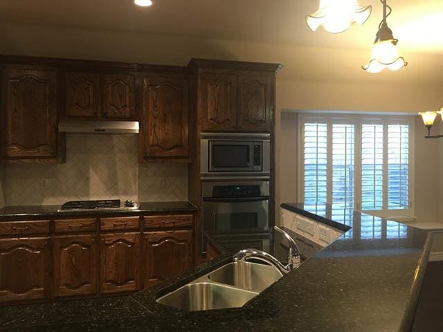 Building Photo - 13858 Hot Springs Ln