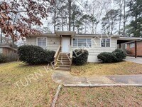 Building Photo - Home for Rent in Roebuck **ACCEPTS SECTION 8**