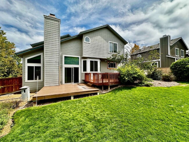 Building Photo - "Charming 3-Bed Highlands Ranch Home with ...