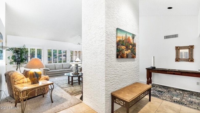 Building Photo - 8188 E Del Cuarzo Dr