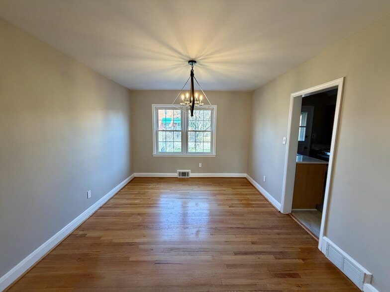 Building Photo - 1602 Glen Keith Blvd