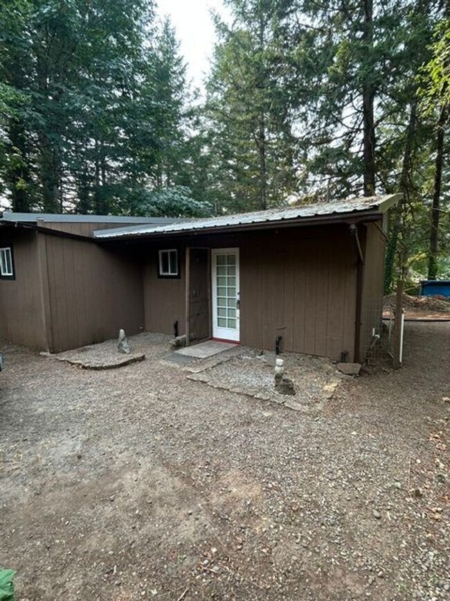 Building Photo - 93089 Marcola Rd