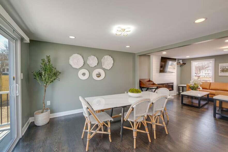 Building Photo - 500 Shelfar Pl