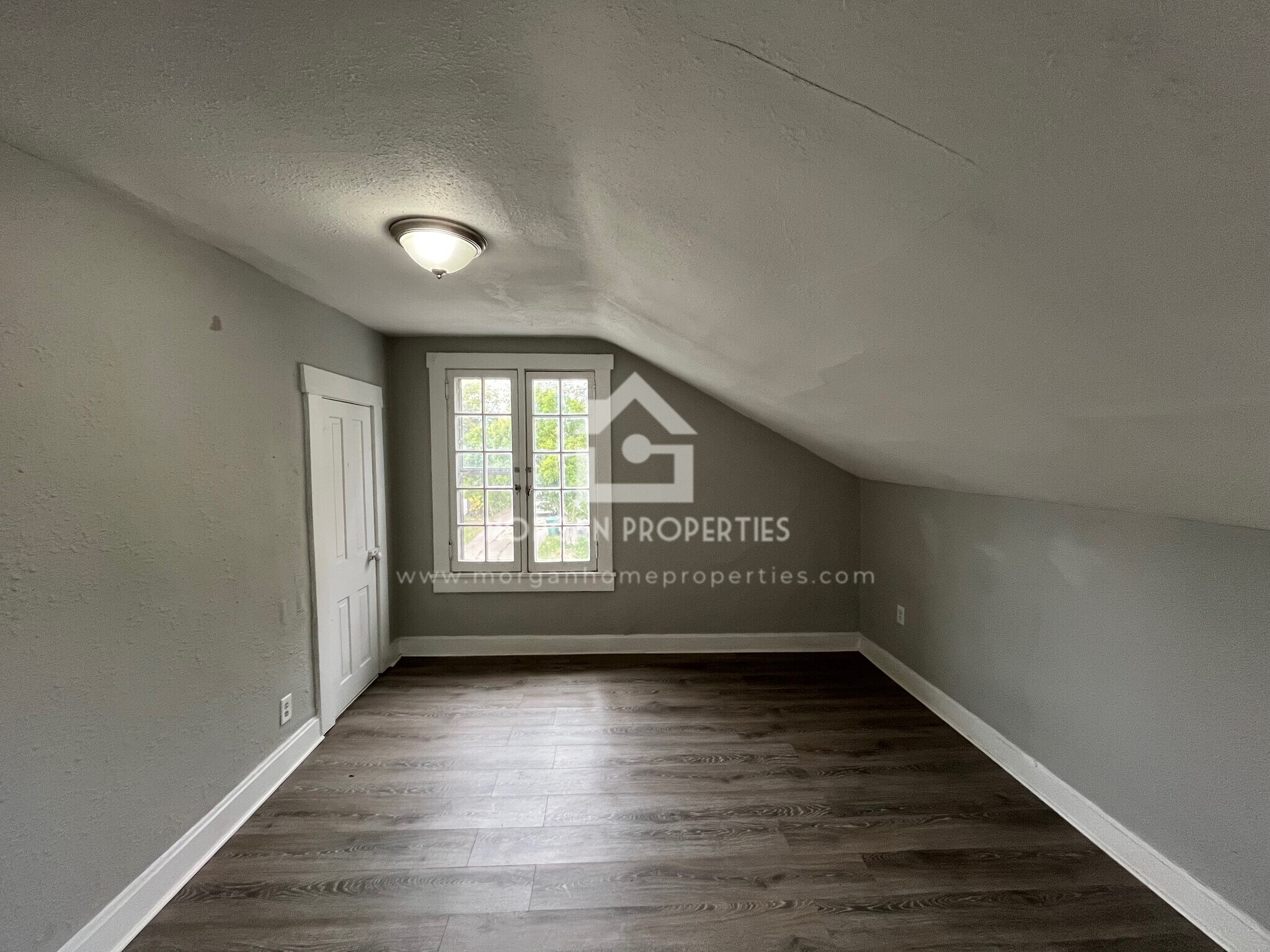 Building Photo - 716 S 14th St