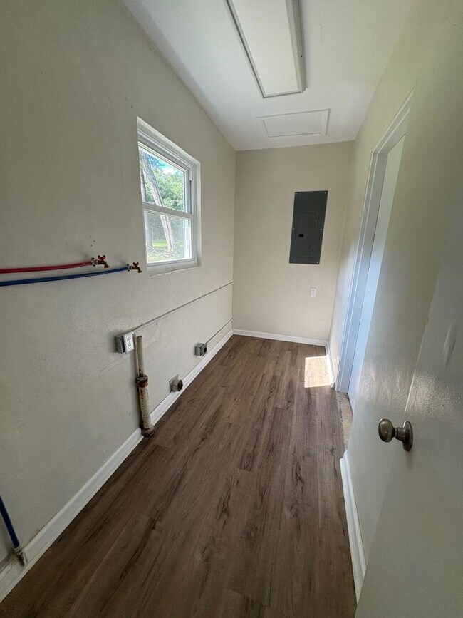 Building Photo - 3.0 bedroom in Monticello Florida 32344