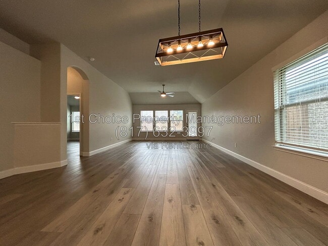 Building Photo - 6340 Battle Mountain Trl