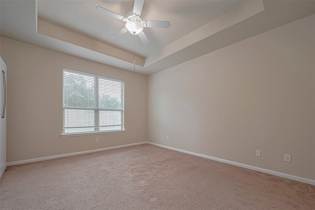 Building Photo - 26027 Chapman Falls Dr