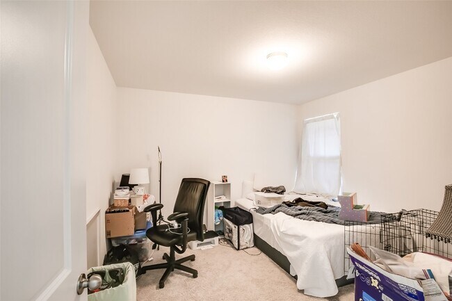 Building Photo - 283 Fabion St