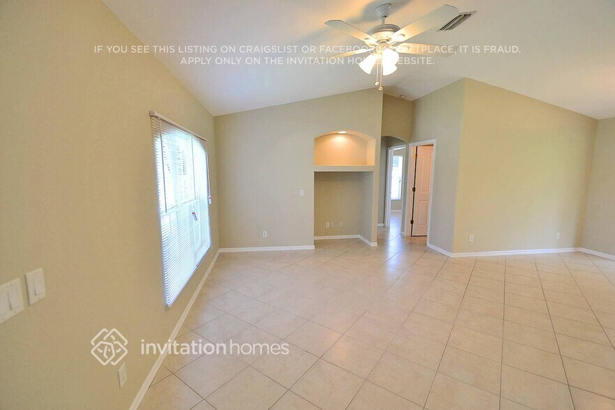 Building Photo - 2350 Mauve Terrace