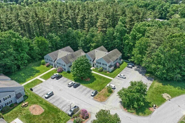 Building Photo - 50 Brookside Dr