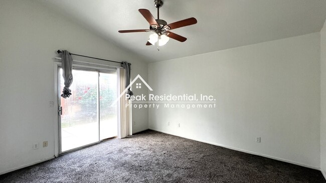 Building Photo - 8274 Golden Park Ct