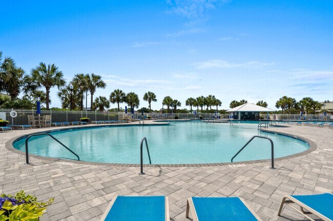Building Photo - Spacious 3BR/3BA Coastal Retreat at Harbour Pointe – Utilities Included!