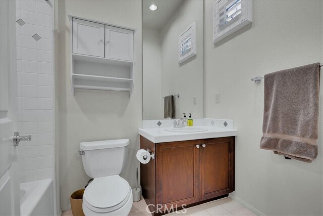 Building Photo - 5649 Como Cir