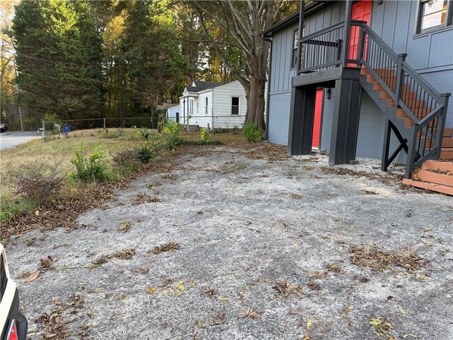 Building Photo - 1772 Martin Pl